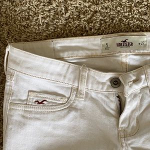White skinny jeans